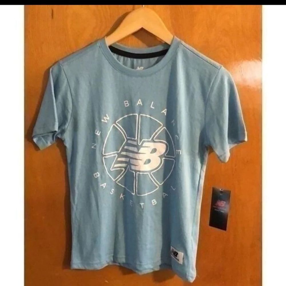 New Balance Tshirt Boys Medium Baby Blue
